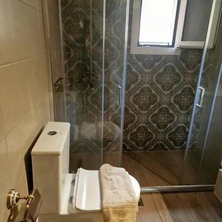 Mountain Breeze Makriotika