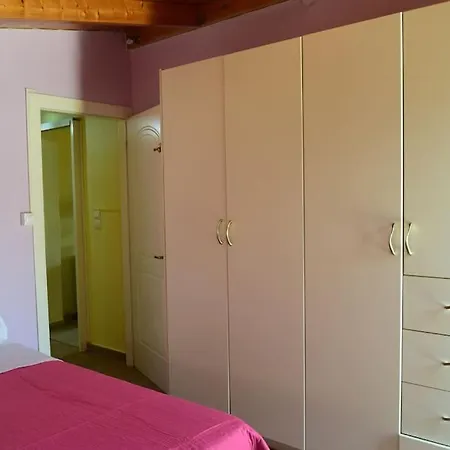 Mountain Breeze Nyaraló